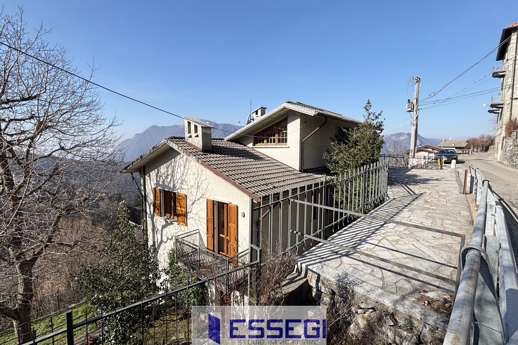 VELESO Casa indipendente